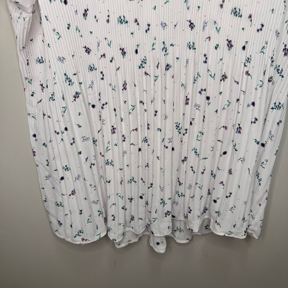 Pennington’s Responsible, Printed Short-Sleeve Pleated Blouse Size 3x NWT - Picture 12 of 12